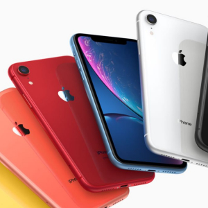 Популярный iPhone рекордно подешевел