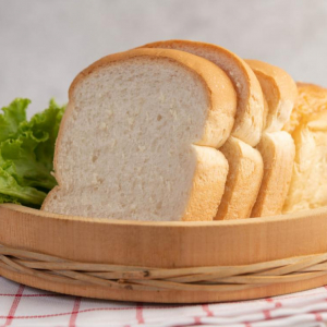 Никогда не покупайте нарезной хлеб, и вот почему