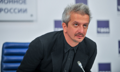 Константин Богомолов раскрыл размер своей зарплаты
