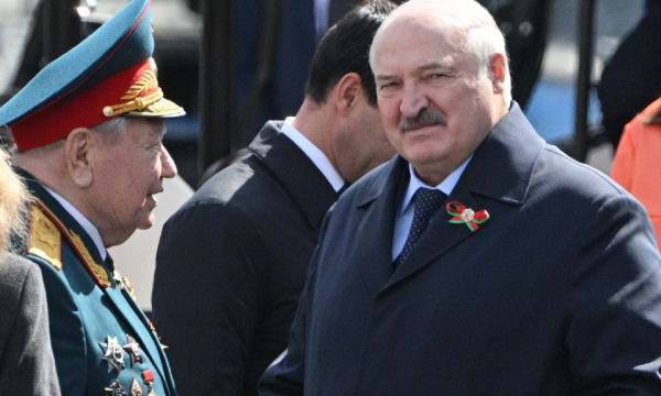 Не простуда: Лукашенко перестал скрывать тяжелую болезнь